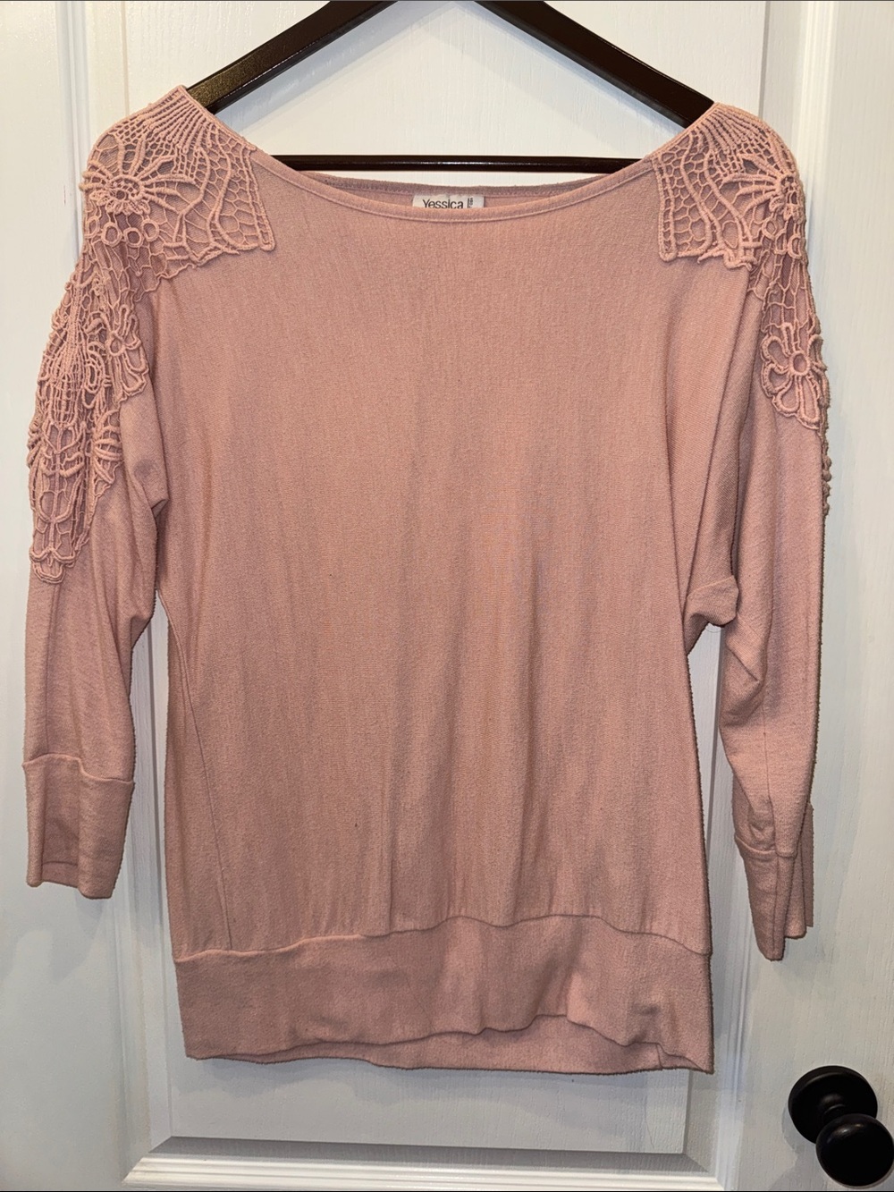 Yessica Dusty Pink Lace-Shoulder Pullover